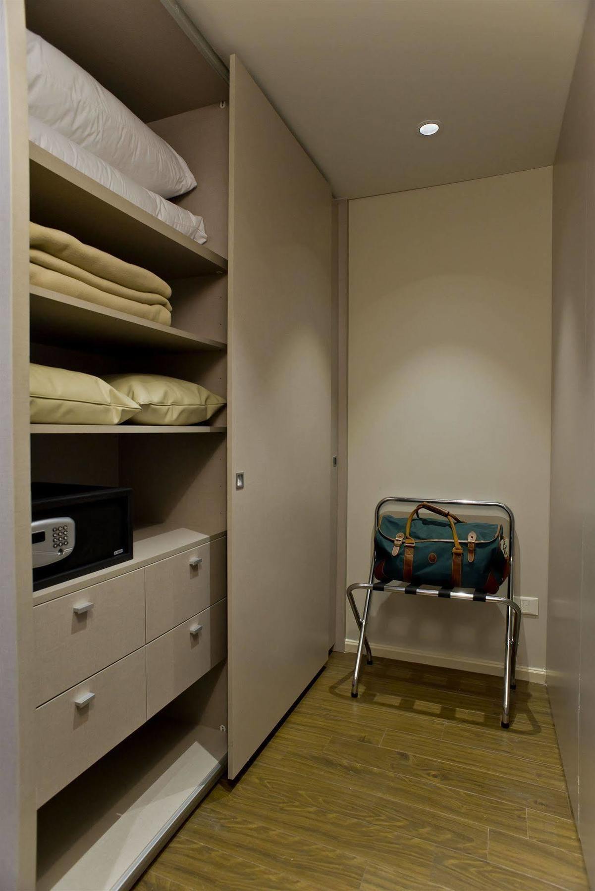 Bulnes Eco Suites Buenos Aires Exteriör bild